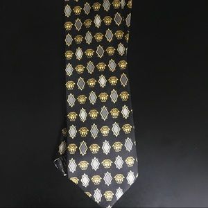 Medusa tie